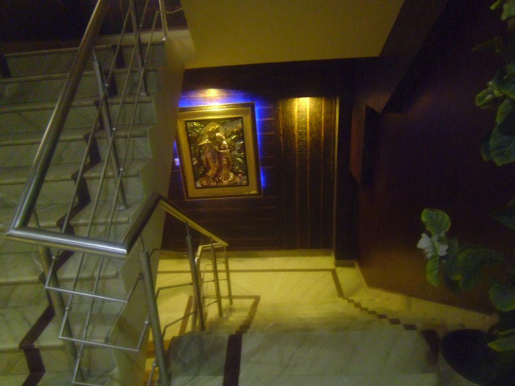 Airport Vishal Residency New Delhi