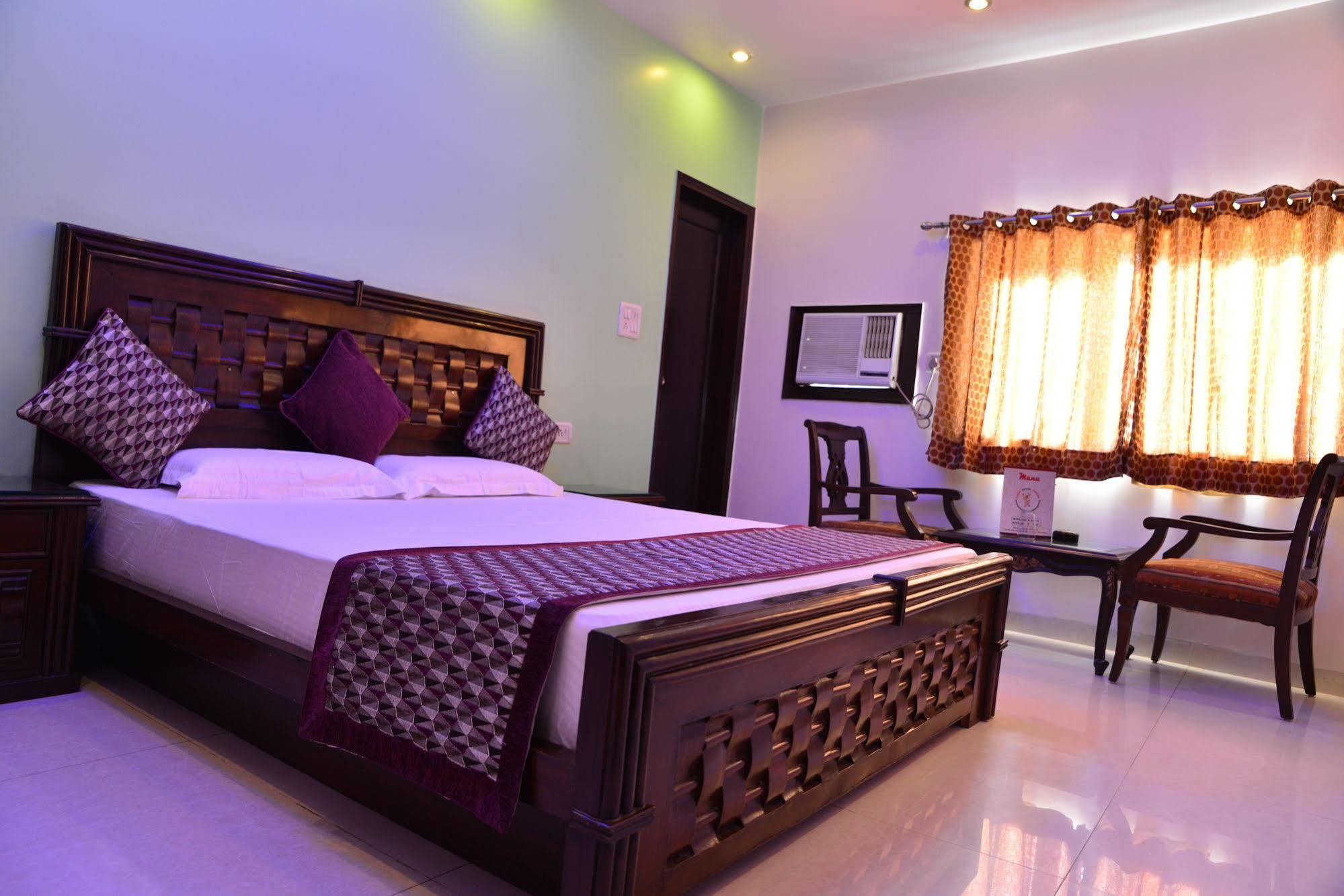 Hotel Amax 2*