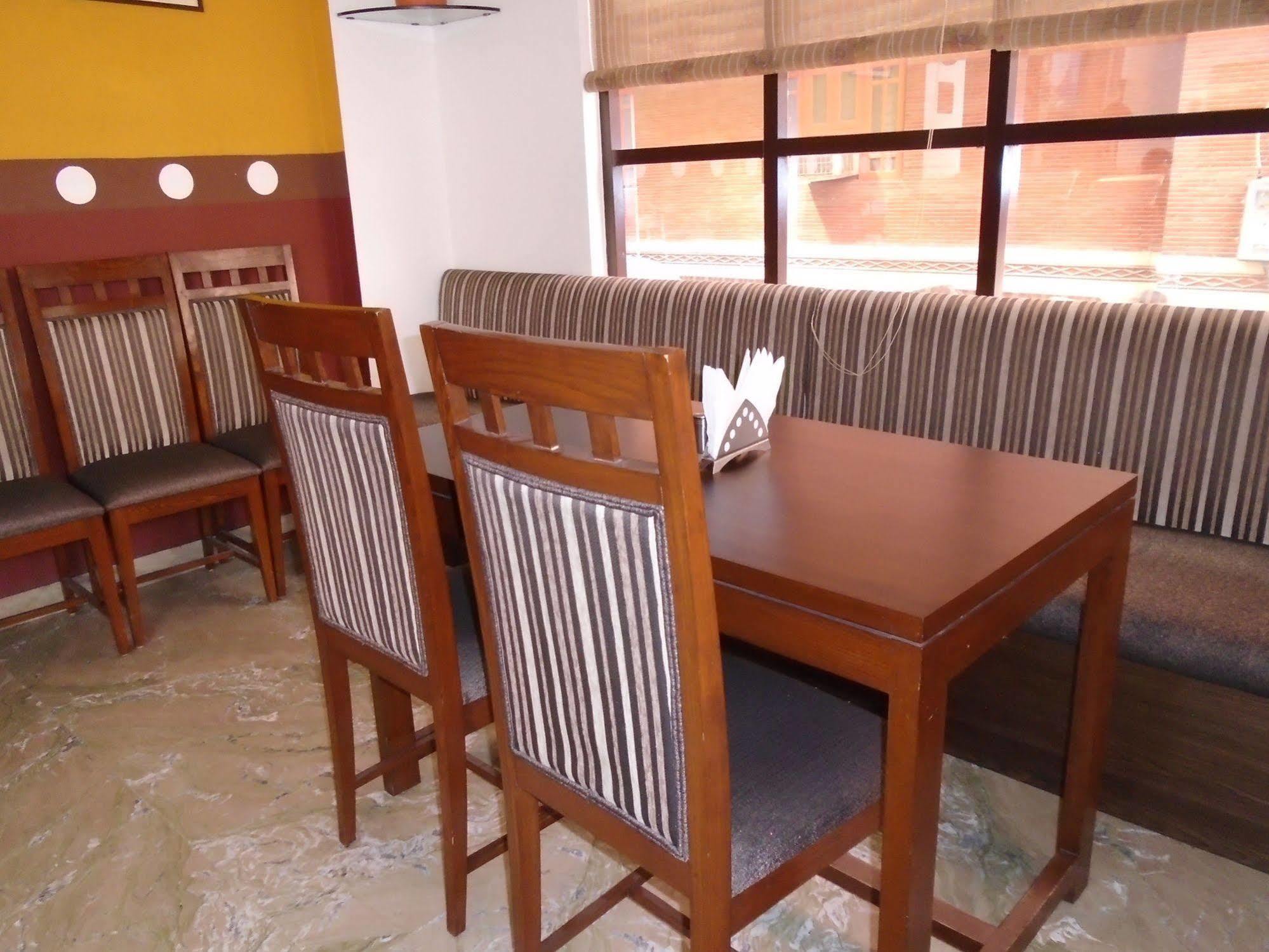 Tawang Near B L Kapoor Hospital A Well Hygiene Hotel Delhi (National Capital Territory of India)
