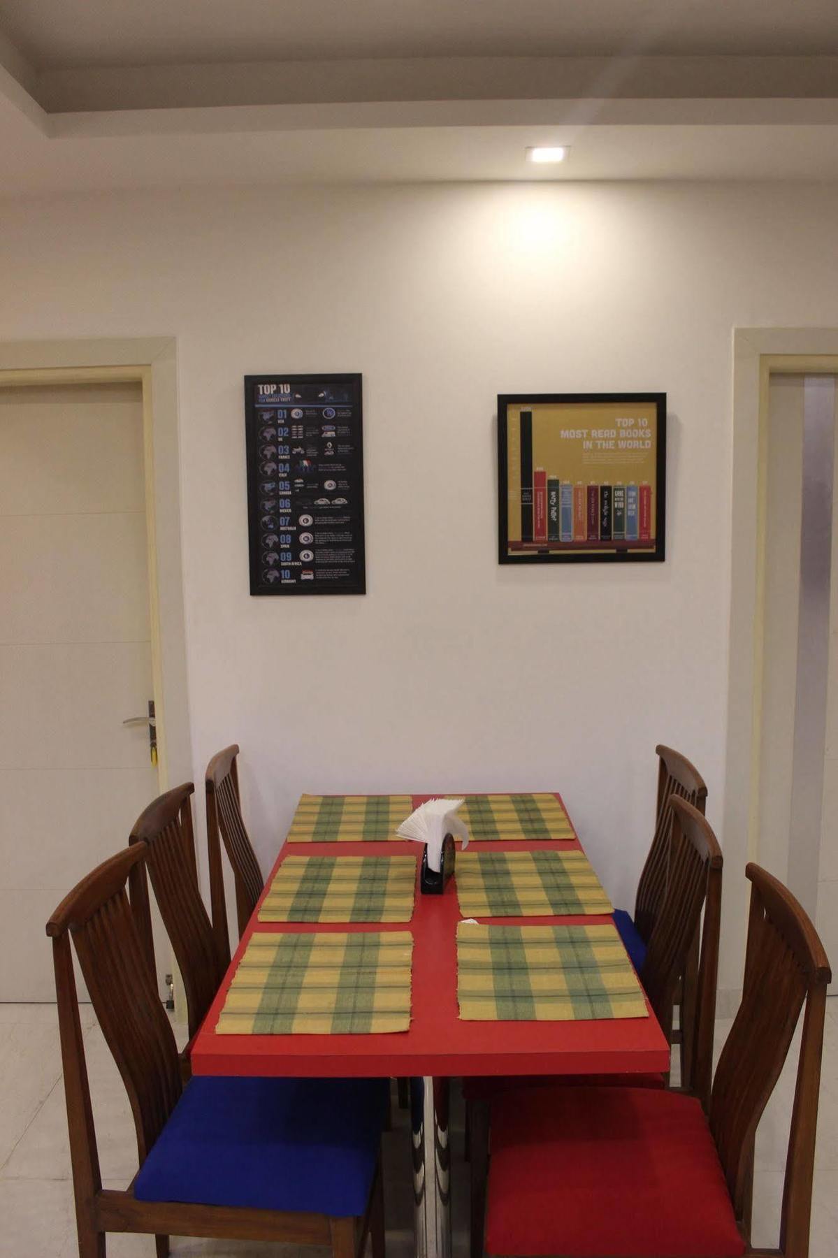 Joey's Delhi - 20 Mins From Railway Station Hostel