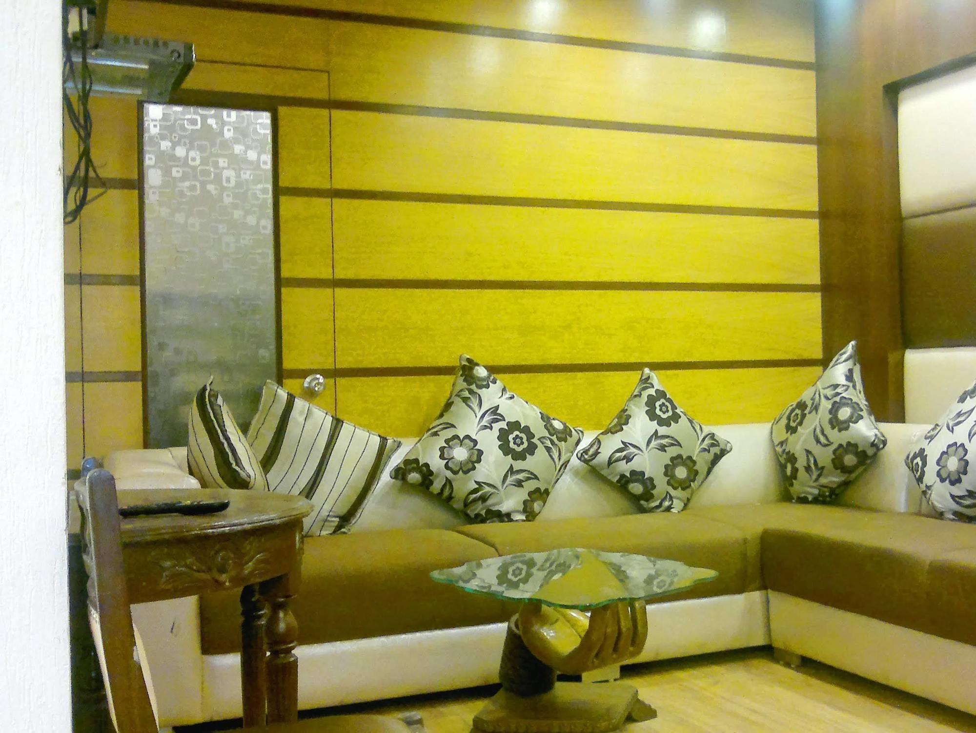 Hotel Fortuner Karol Bagh Just 1 Km From New Railway Station 4*