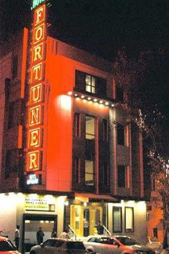 Fortuner Karol Bagh Just 1 Km From New Railway Station
