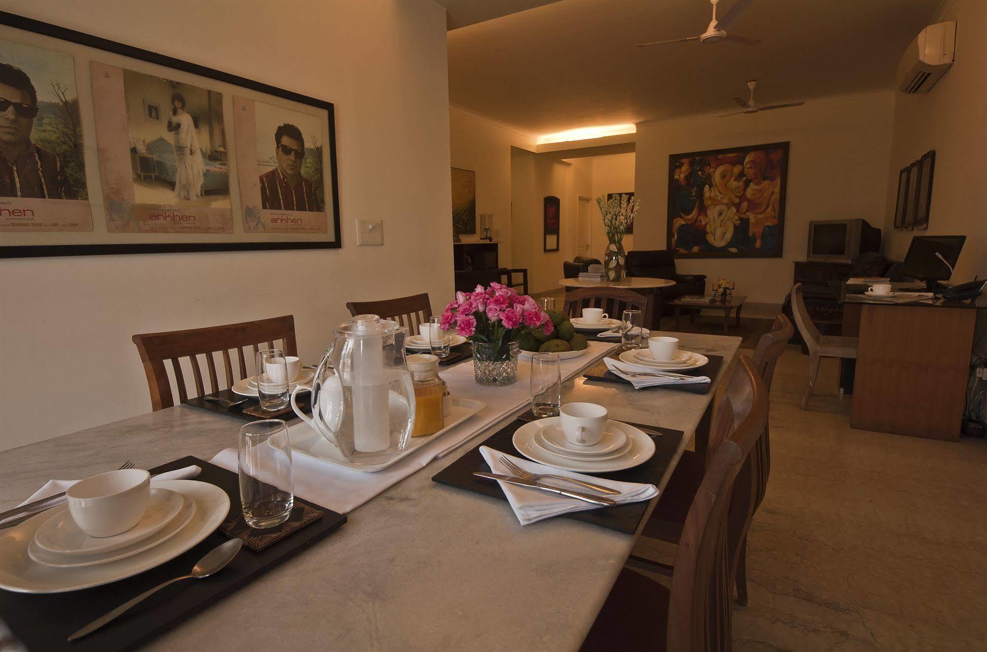 Colonel's Retreat Bed & Breakfast New Delhi