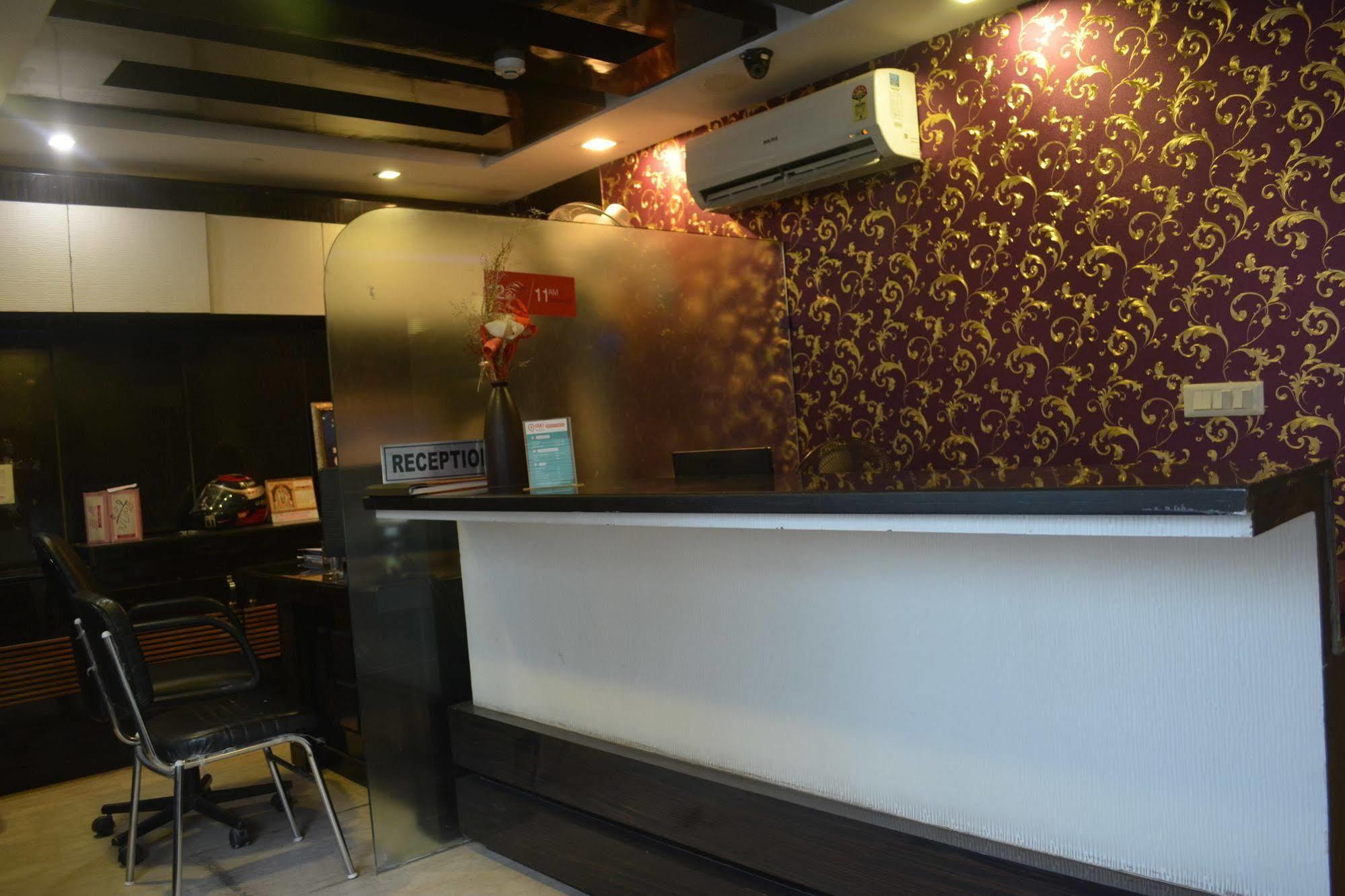 Fabexpress Lotus Palace 3* New Delhi
