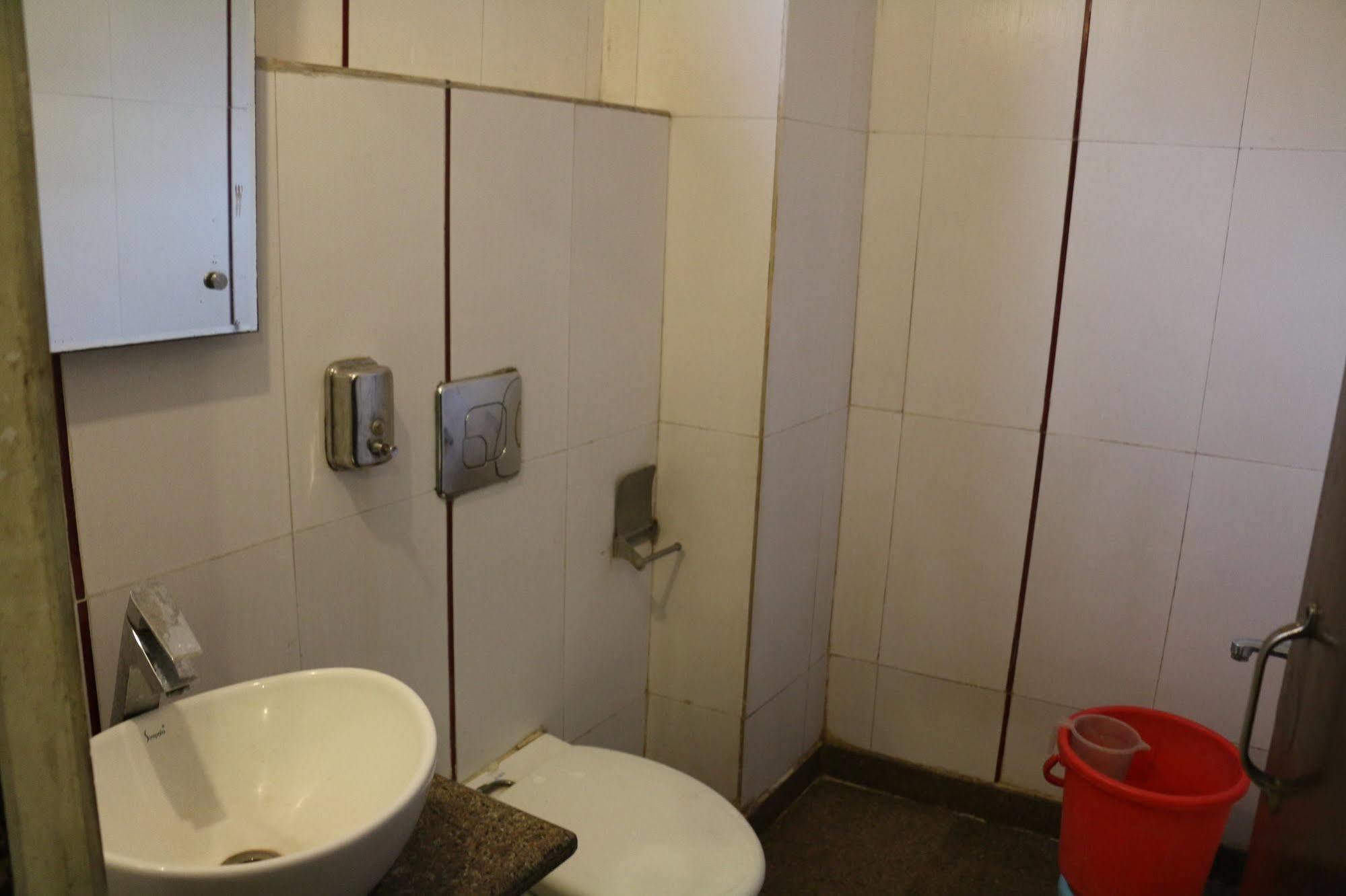 Hotel Seven Seas 2*