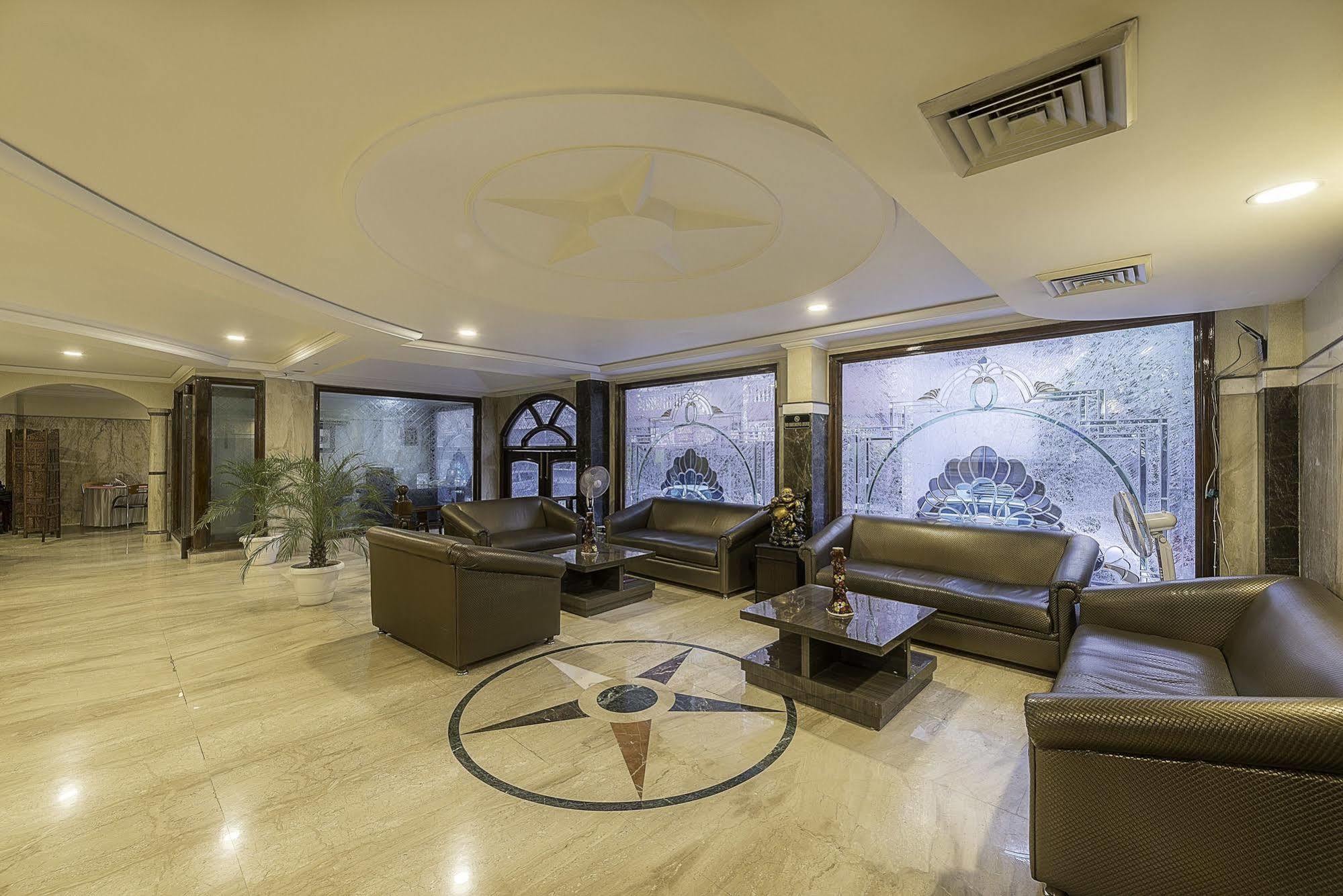 Treebo Trend Singh Sons Karol Bagh Hotel