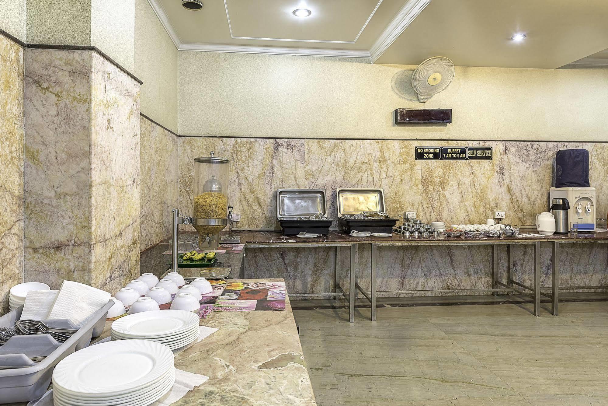Treebo Trend Singh Sons Karol Bagh Hotel Nova Deli