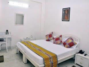 Mehra Residency At The Airport 2*