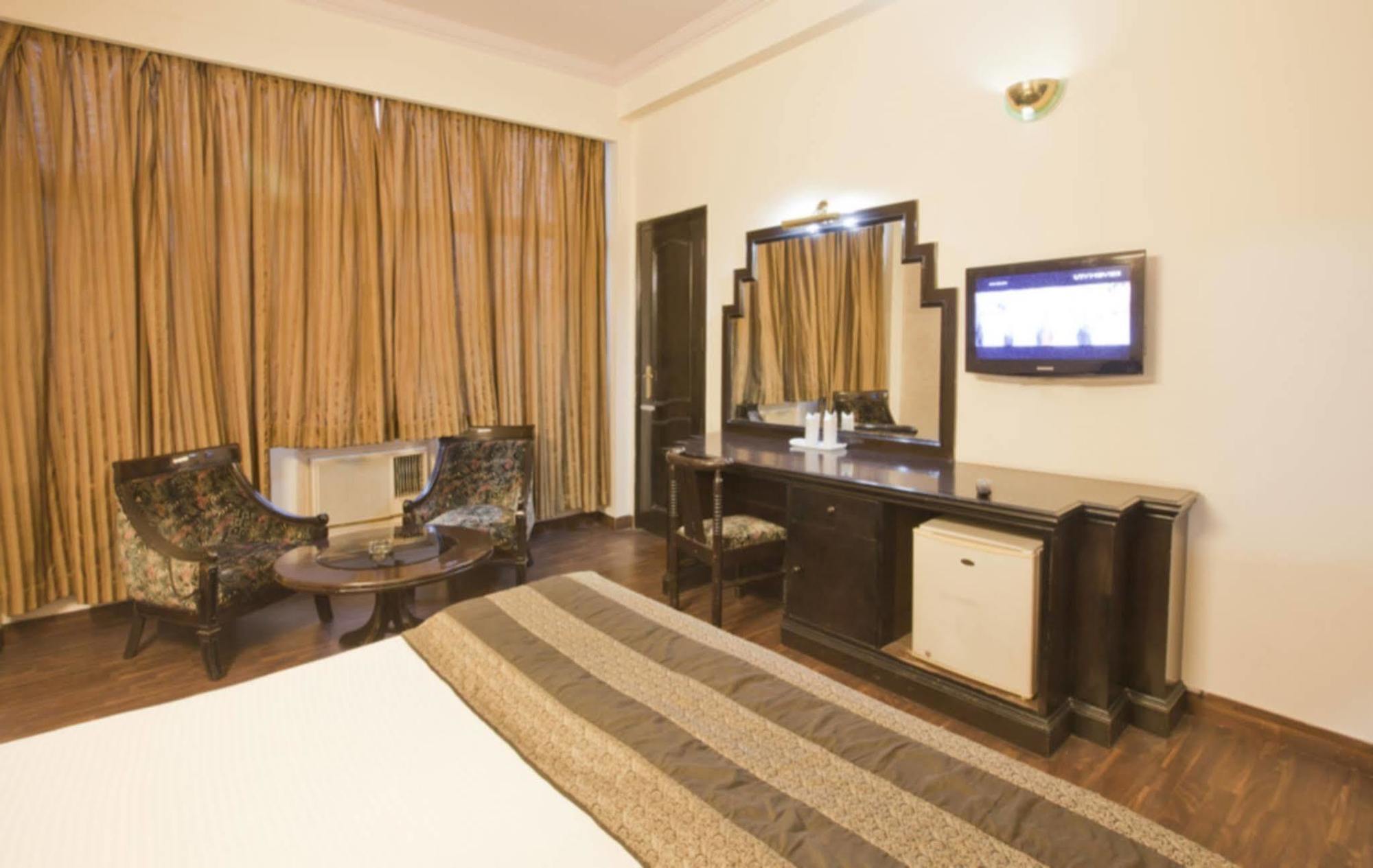 A Orchid Garden 2* New Delhi