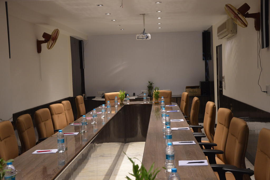 Arpit Palace Hotel 3*