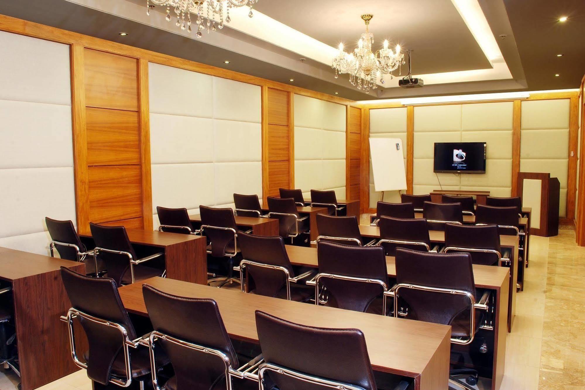 Hotel Africa Avenue 3*