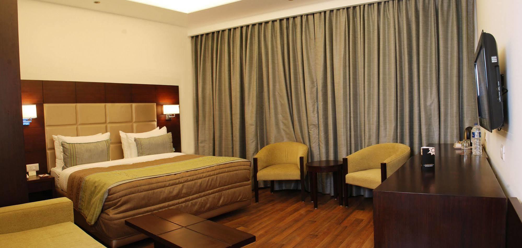 Africa Avenue 3*