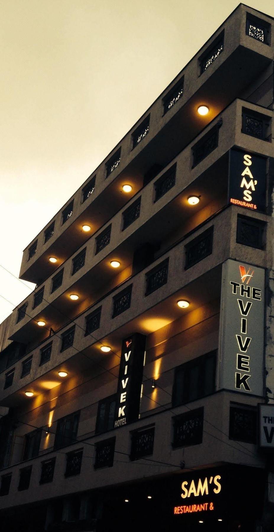 Hotel Vivek Nova Deli