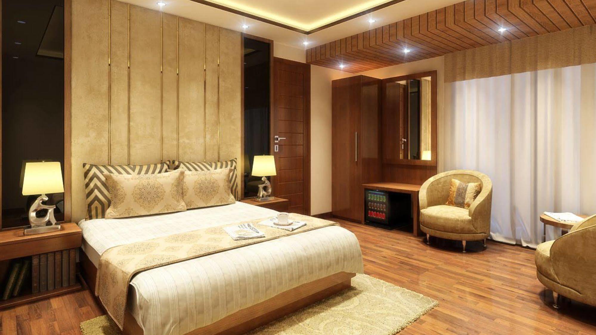 Hotel Grand Ffour Nova Deli