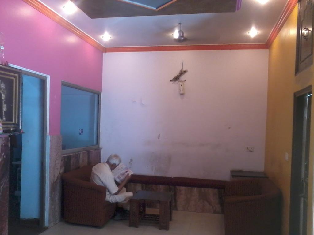 Hotel Krishna Palace 2*