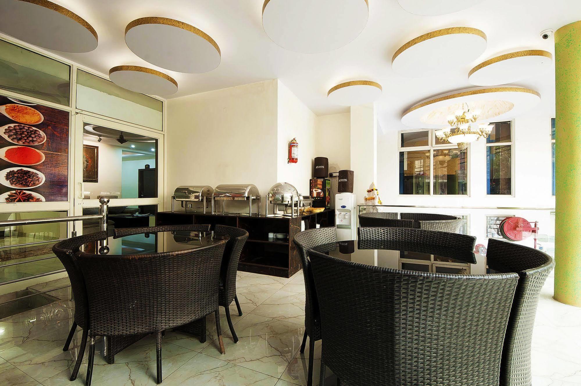 Airport Hotel