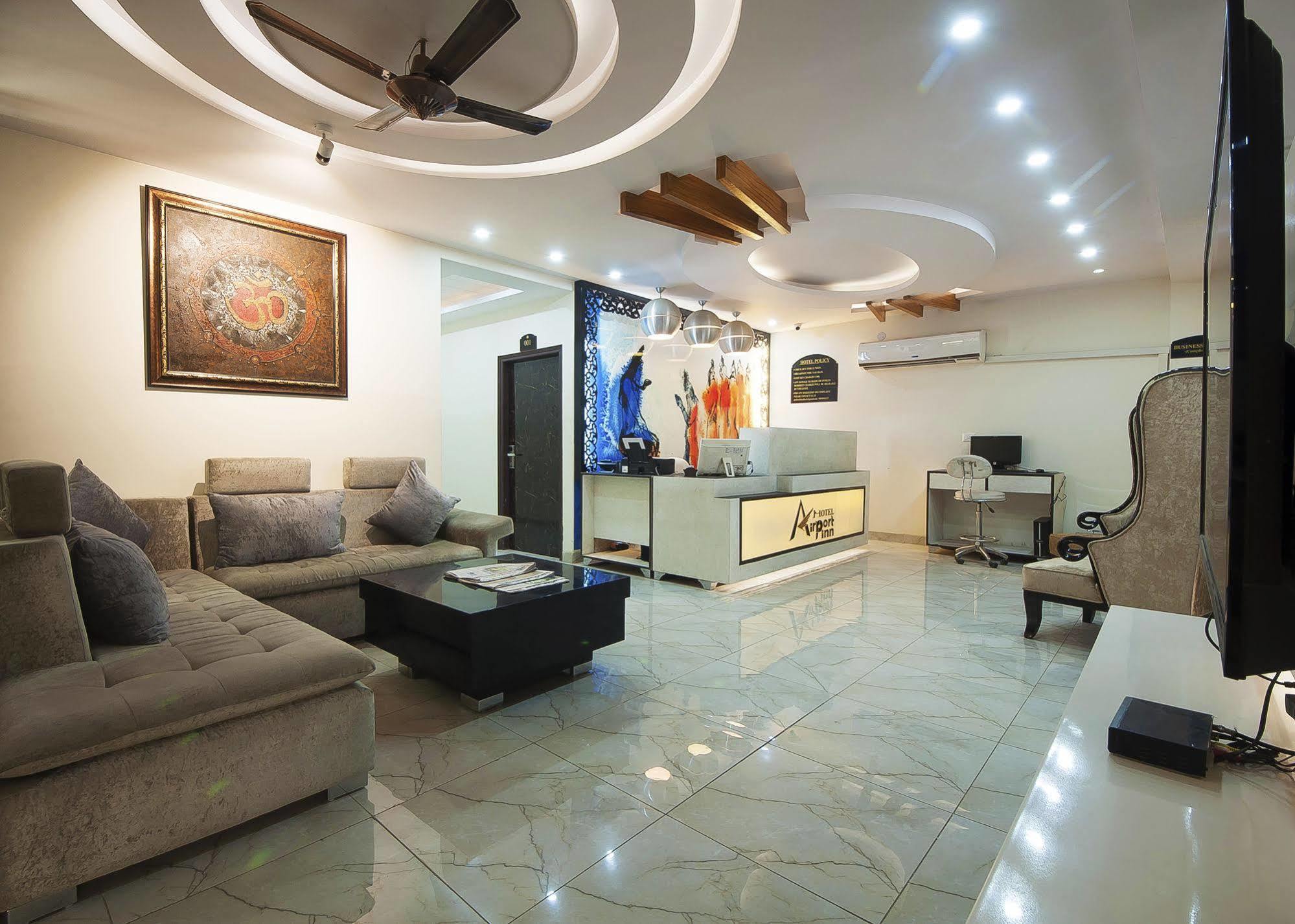 Airport Hotel 3*