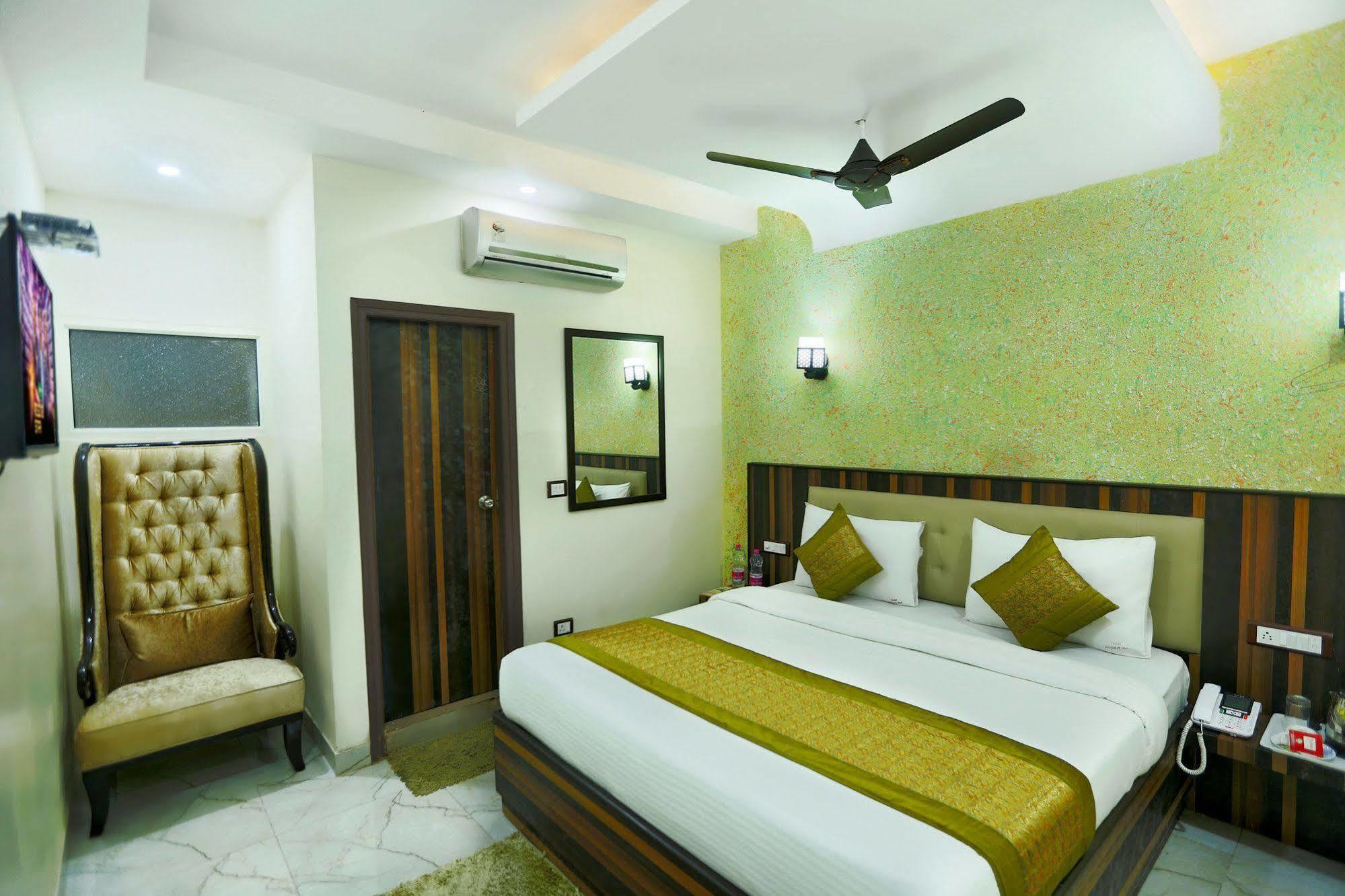 Airport Hotel 3*