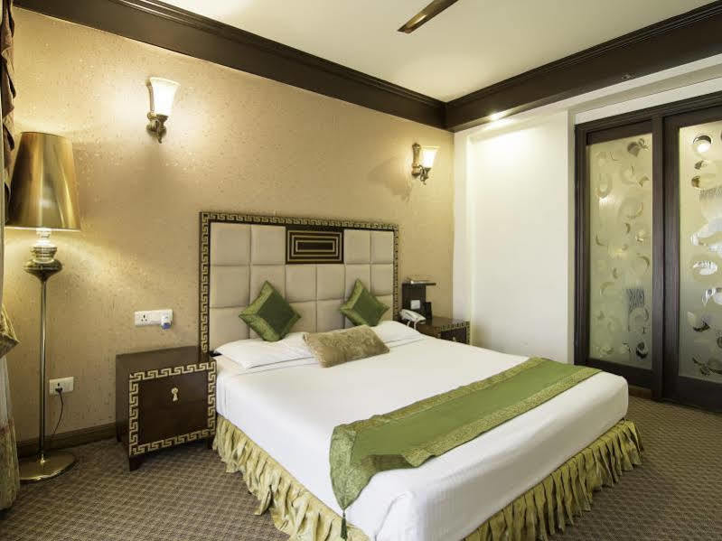 Treebo Tryst Royce New Friends Colony Hotel New Delhi