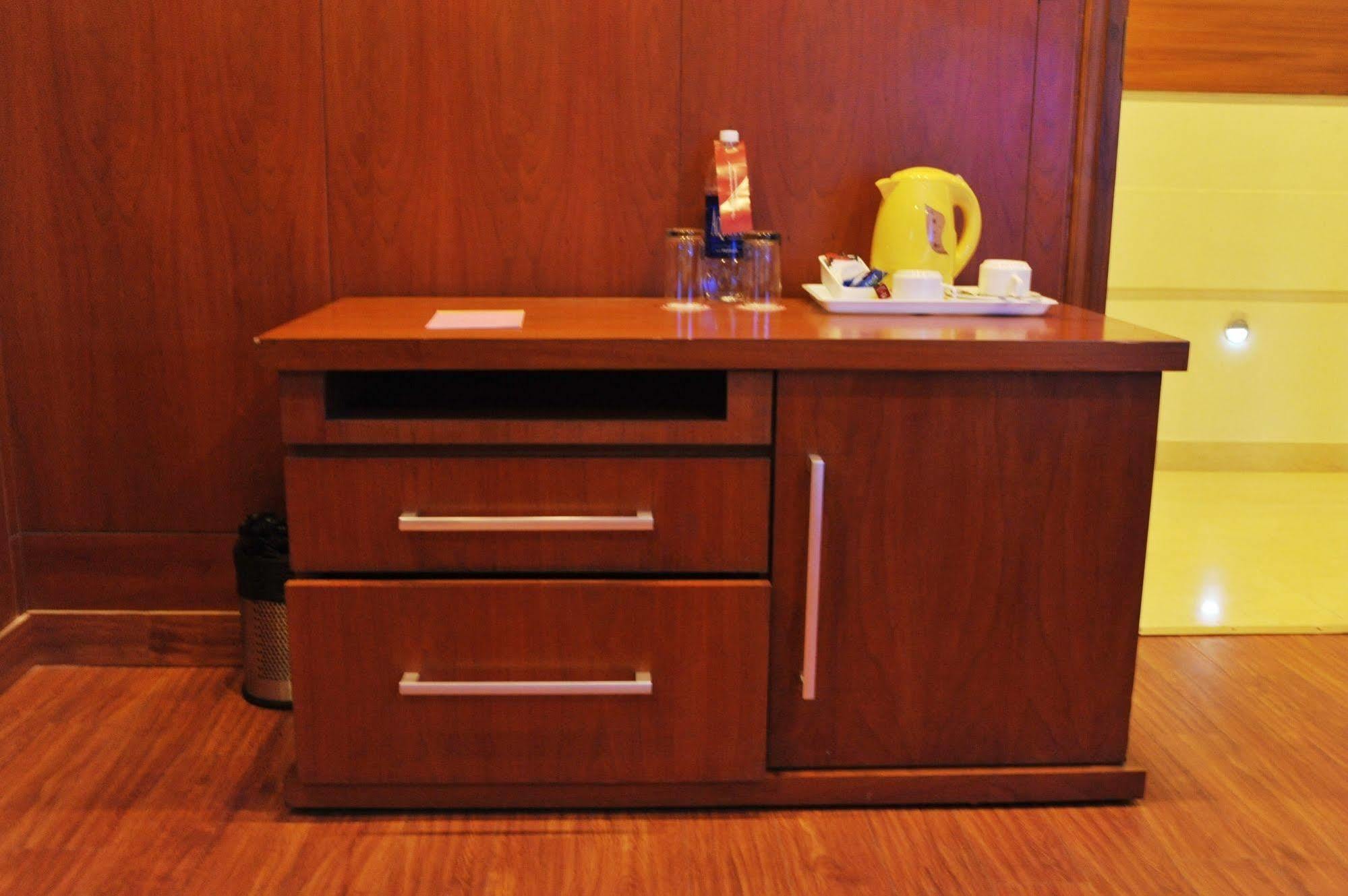 Emarald, Hotel 3*