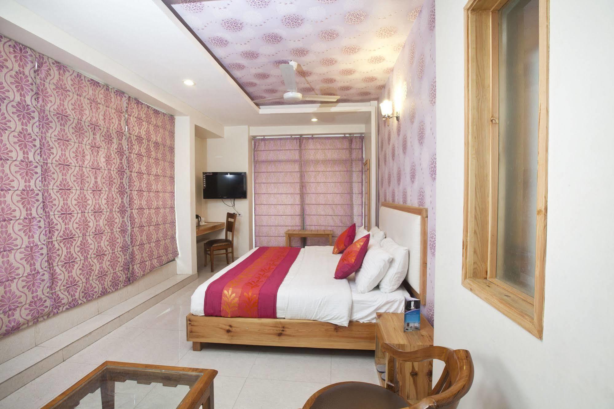 River View Hostel *