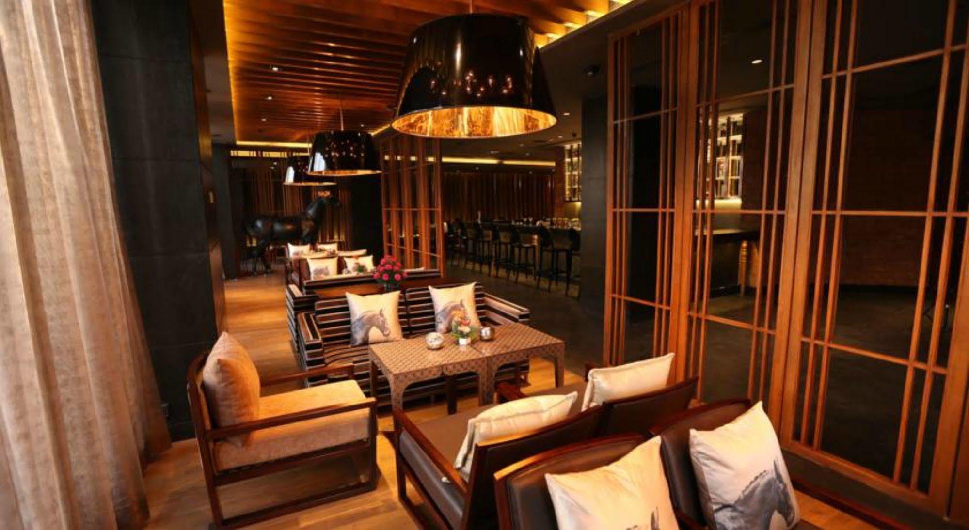 Pride Plaza Hotel, Aerocity 5*