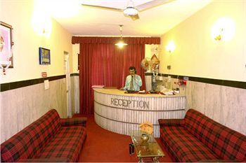 Lal's Haveli 2*