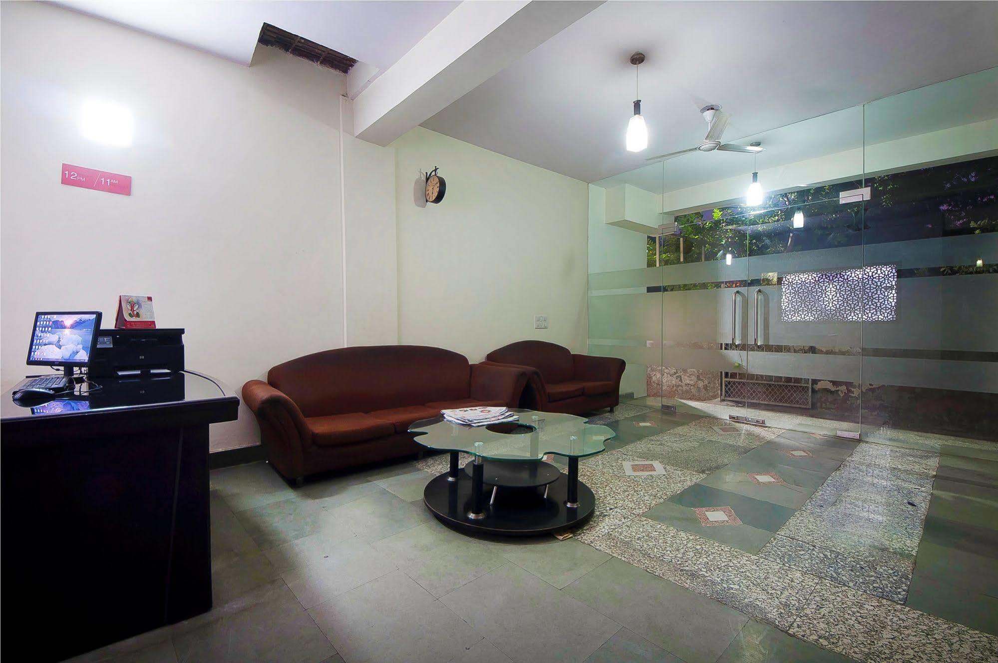 Hotel Charanpahari 3*