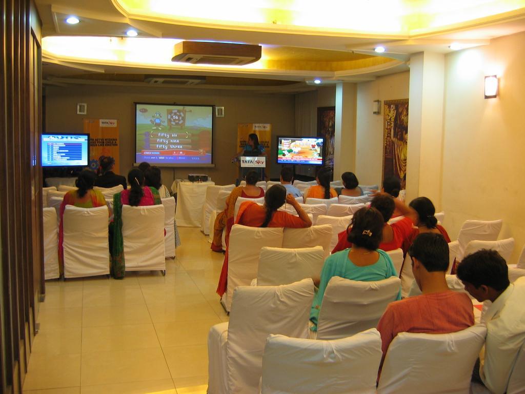 Royal Castle Grand Hotel New Delhi