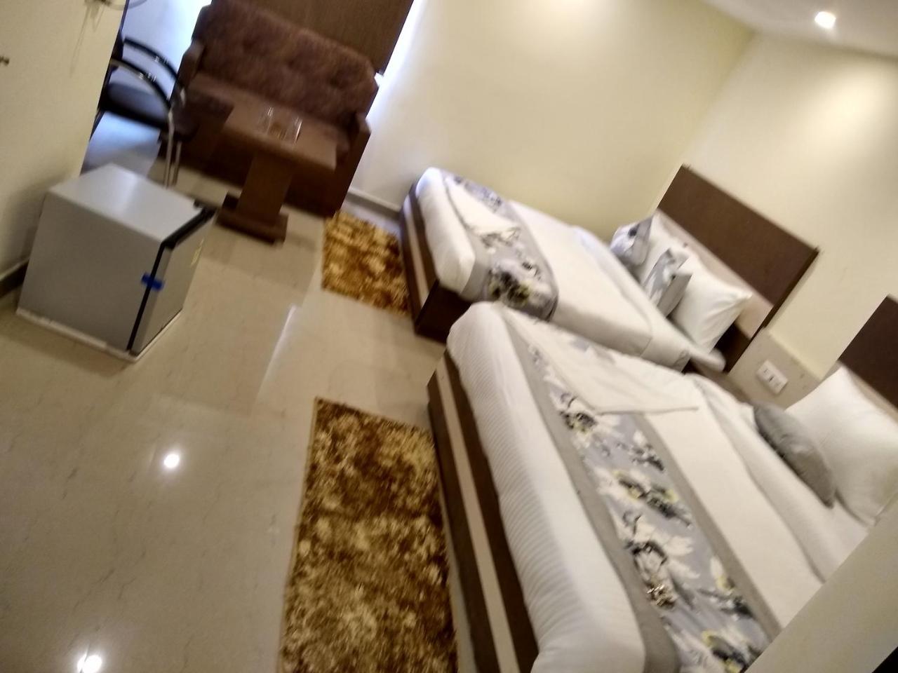 Kelvish Hotel New Delhi