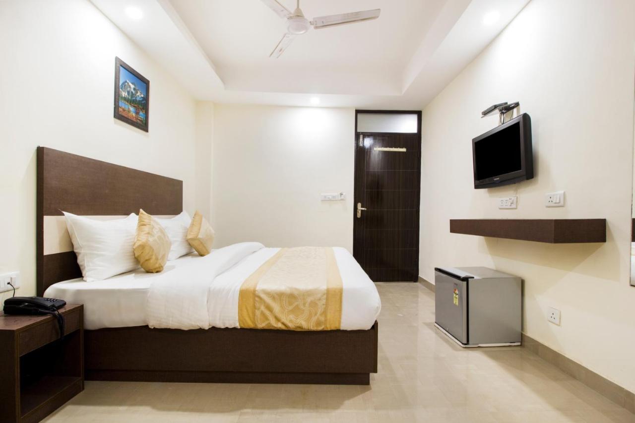Kelvish Hotel