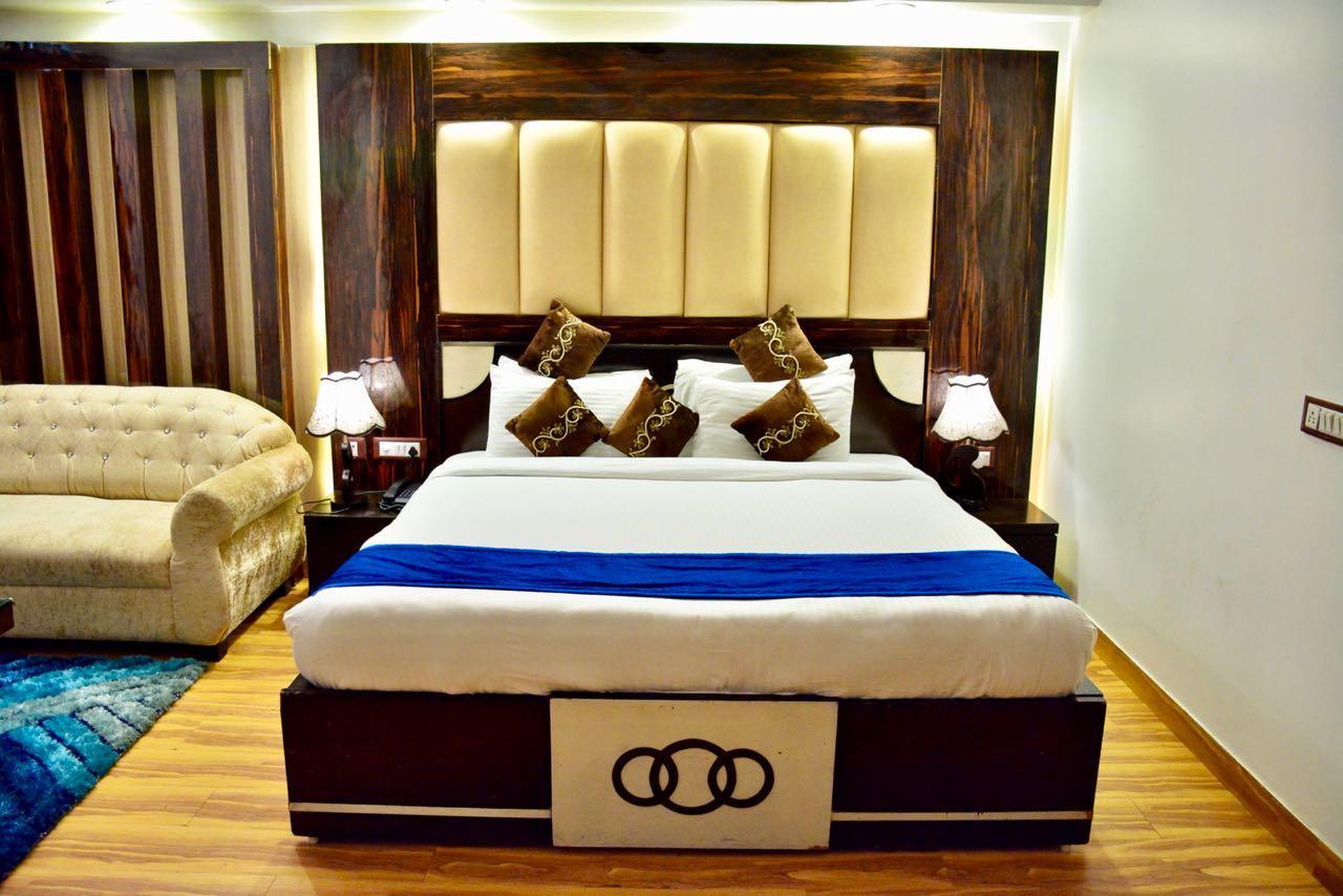 S.k Crown Park Naraina Hotel 3*