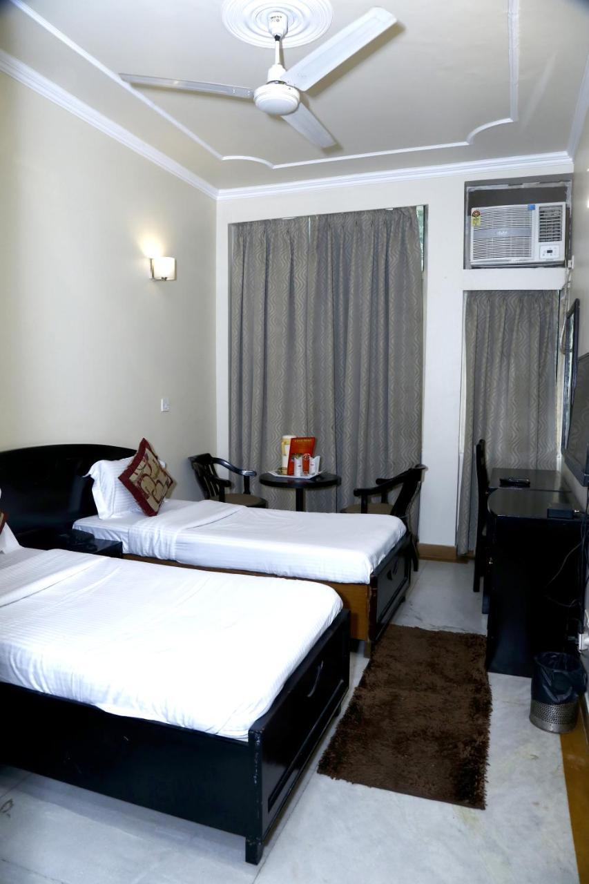 Hotel Centre Nizamuddin New Delhi