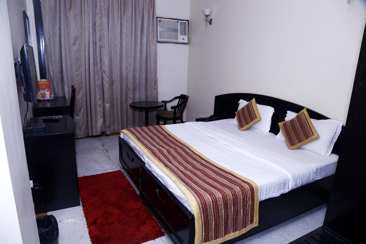 Hotel Centre Nizamuddin New Delhi