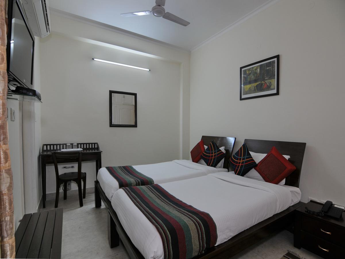 Mehra Residency At The Airport Hotel