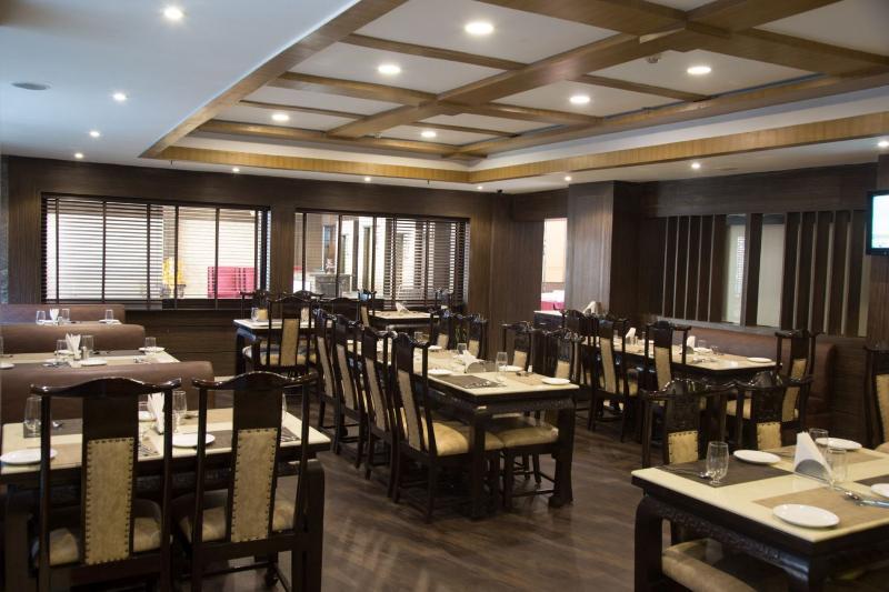 Hotel Bluemont Beacon New Delhi 4*