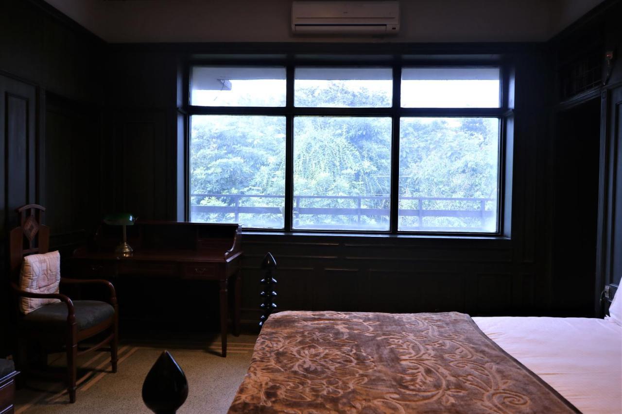 Homeless Homestay