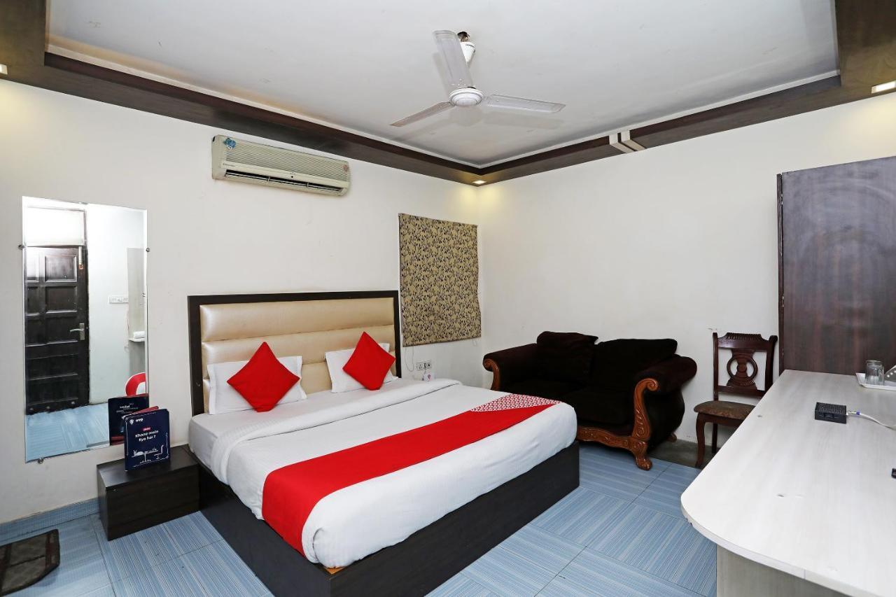 Oyo South Plaza Near Lotus Temple 3* New Delhi