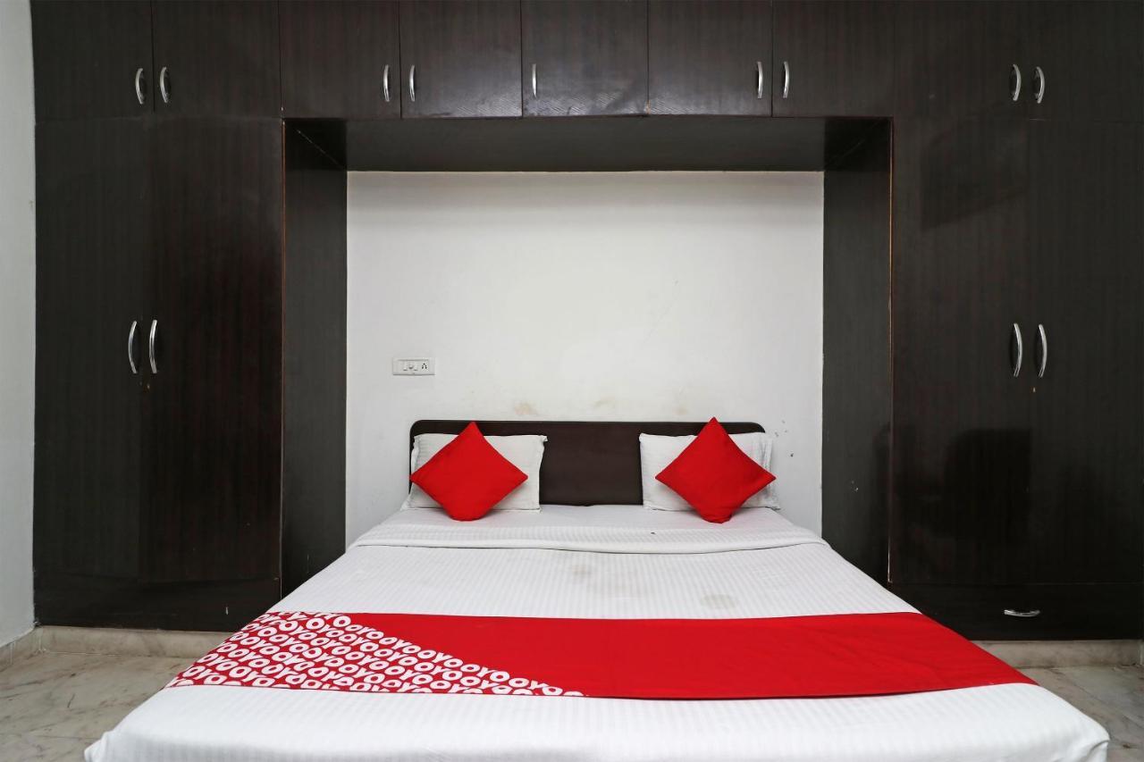 Oyo 9019 Golden Park Hotel New Delhi
