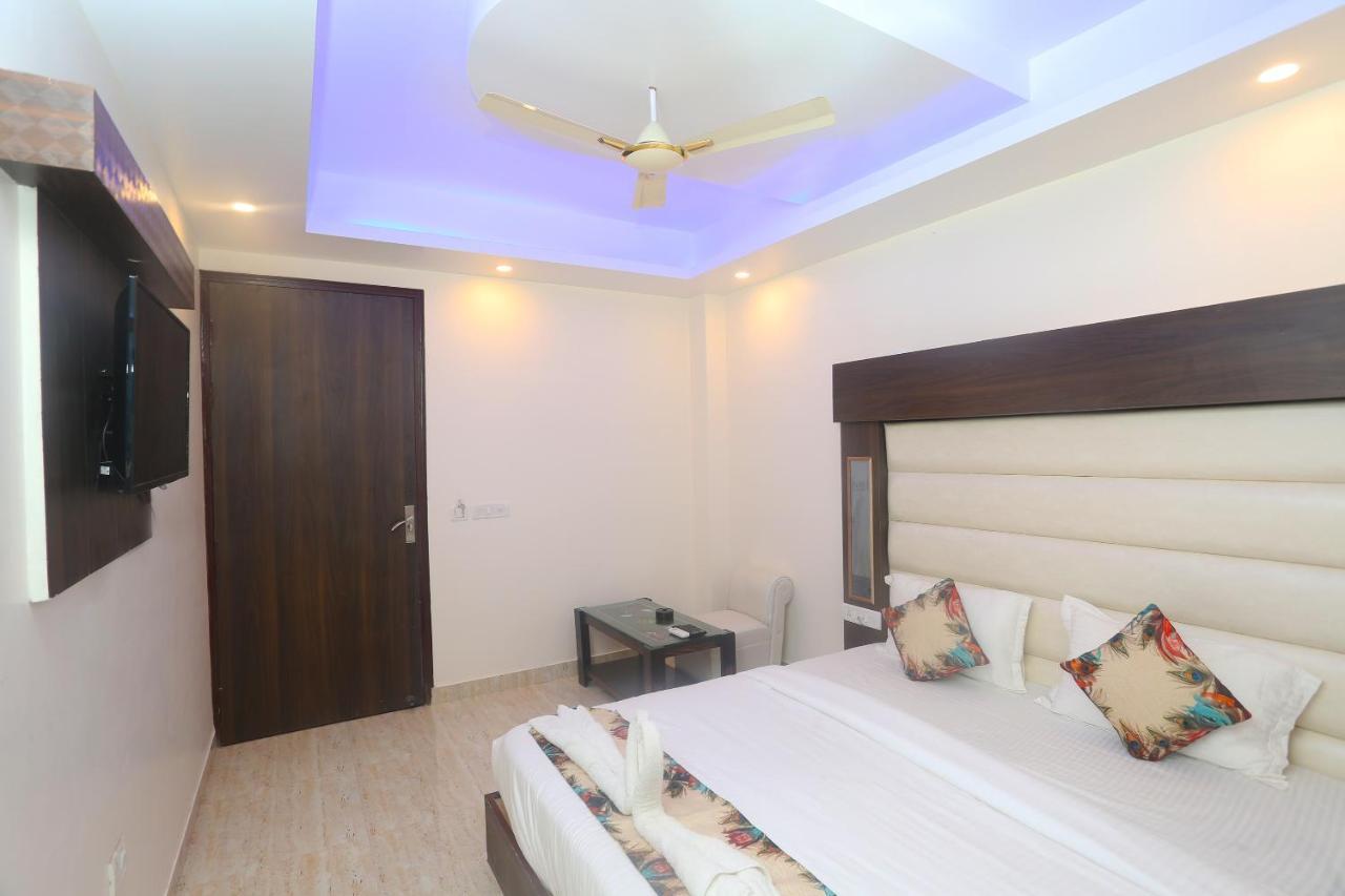 Raj Palace - Igi Airport Delhi New Delhi