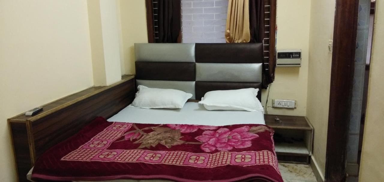 Euro International Hotel *