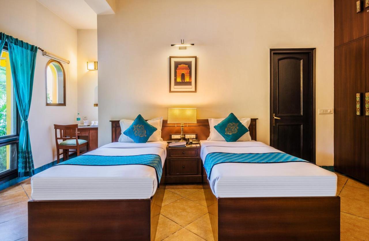 Home@f37 Kailash Colony Metro Hotel 3*