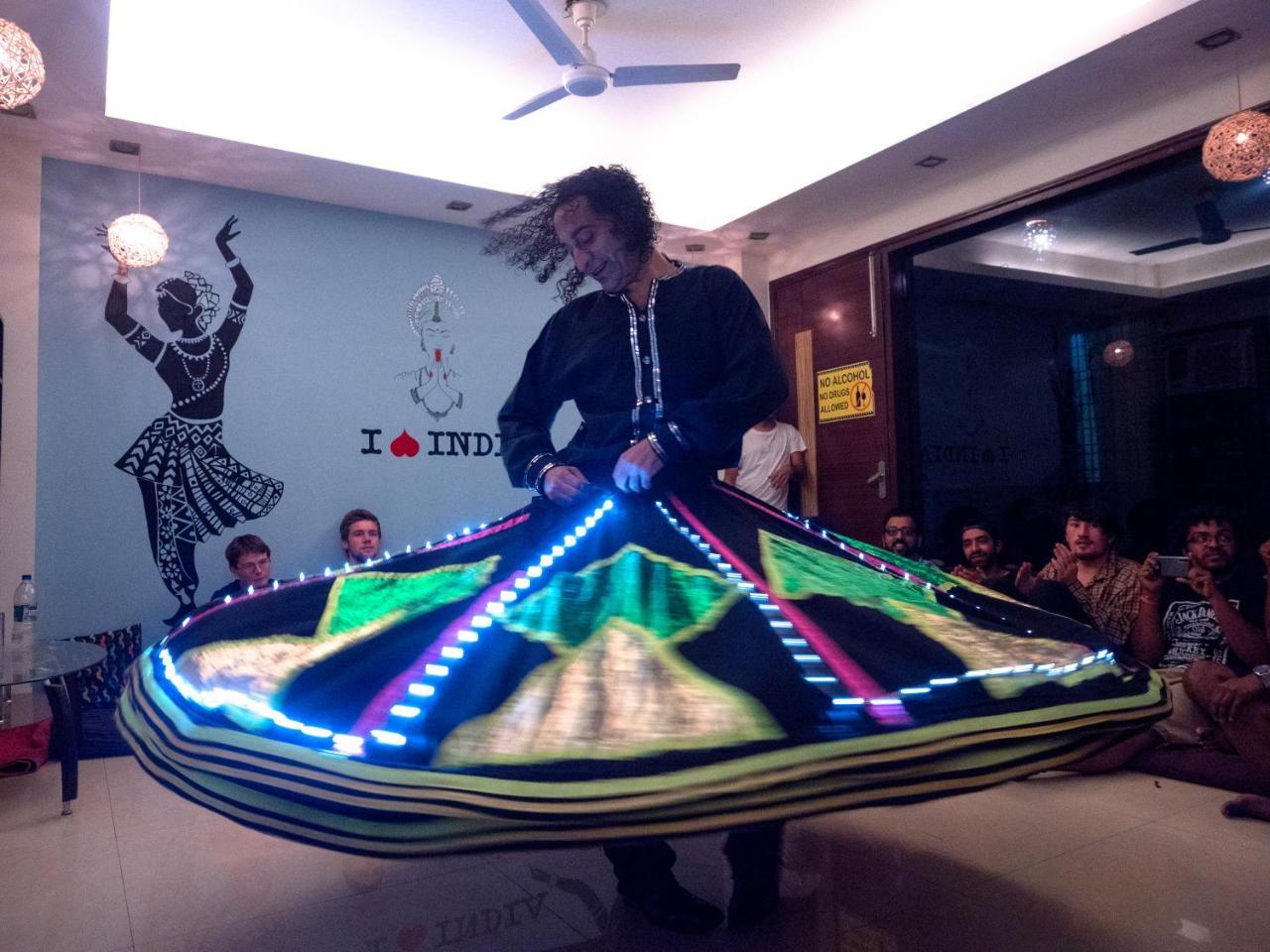 Amigosindia Hostel *