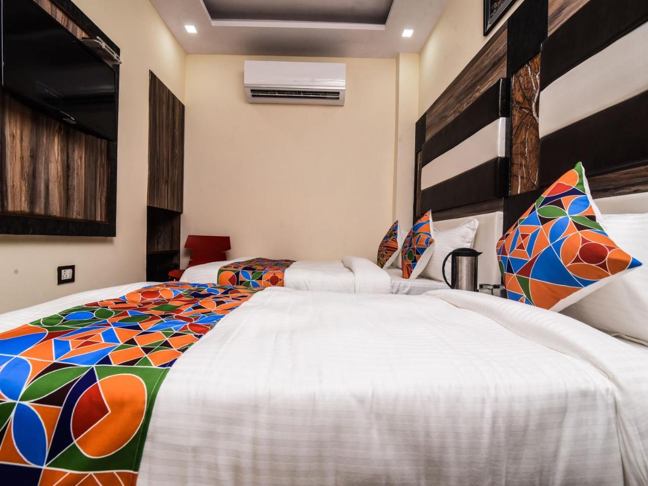 Dollar Hotel New Delhi