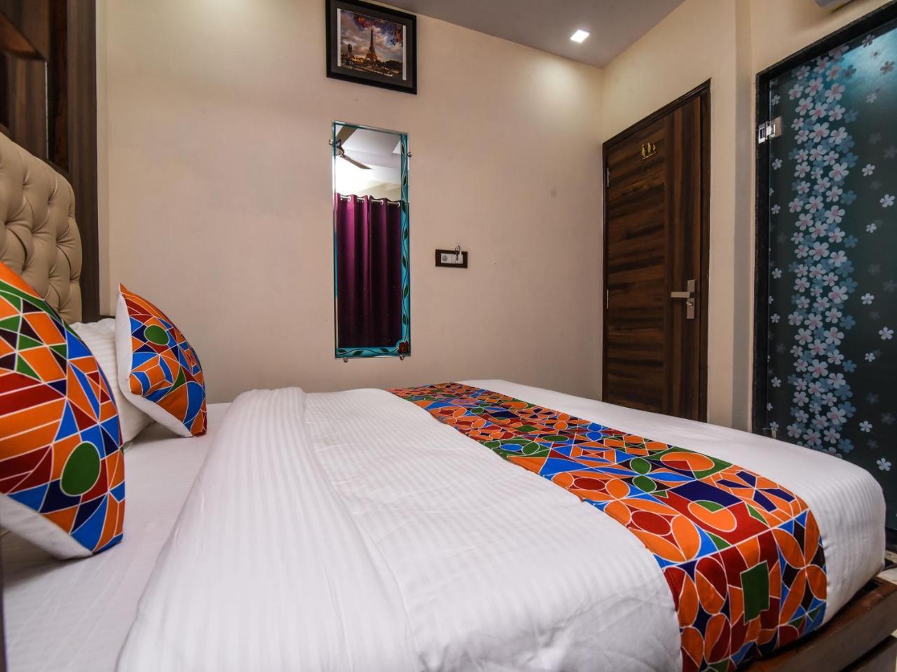 Dollar 3* New Delhi