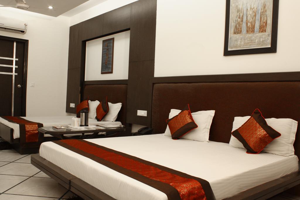 Apra International Hotel