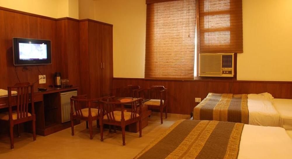 Baba Inn-by Rcg Hotel 3*