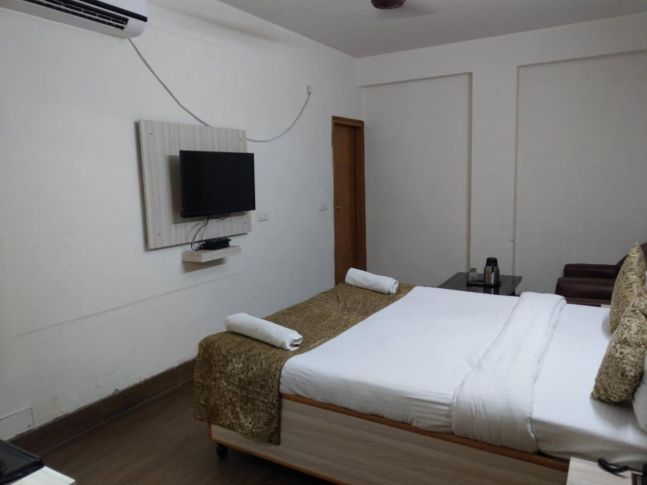 Citi Continental Hotel 3*