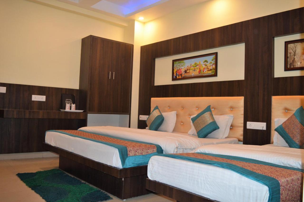Hotel Ganga 3*