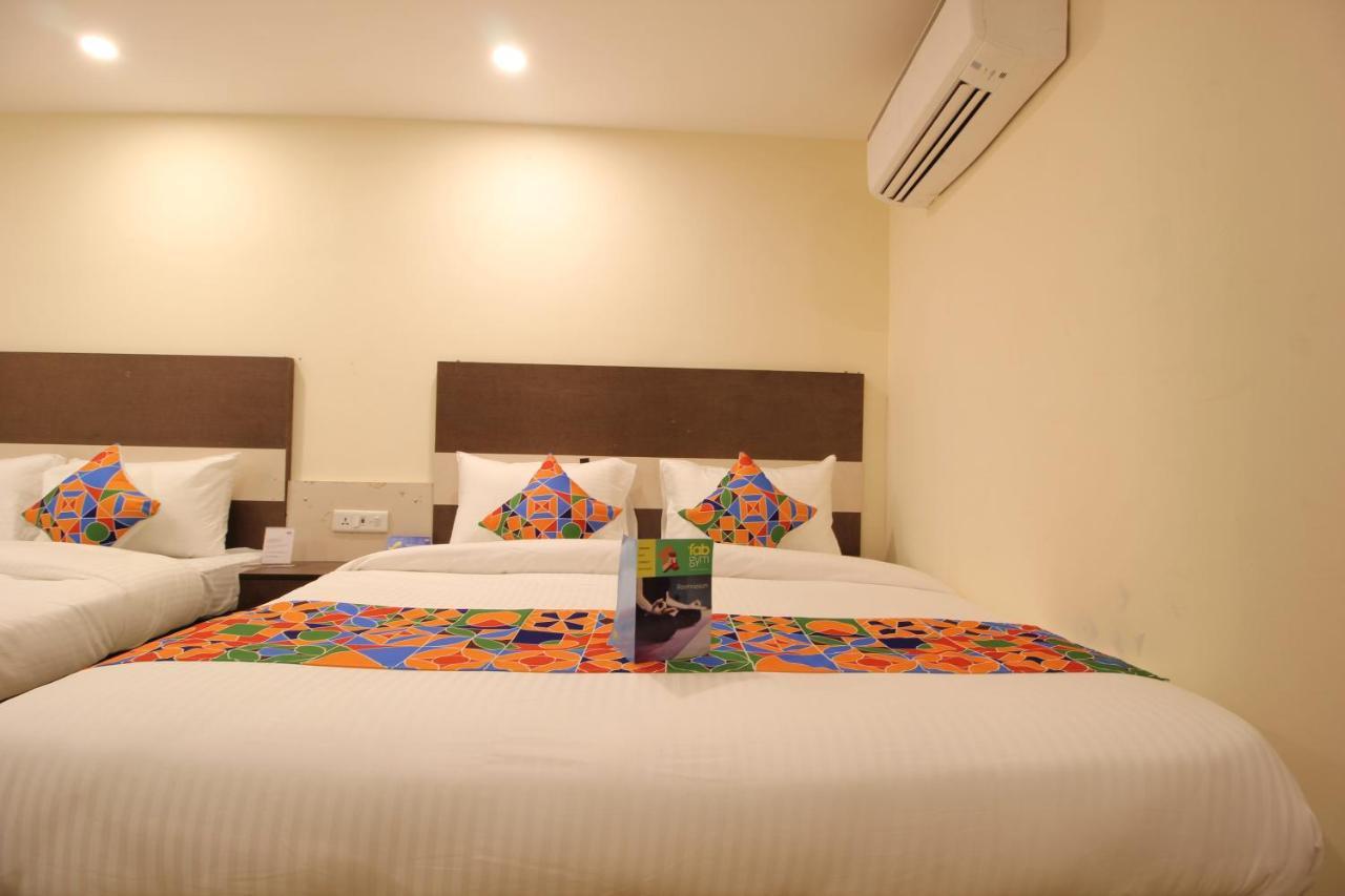 Kelvish Hotel *